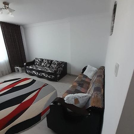 Apartament La Denis Bîrlad Exterior foto
